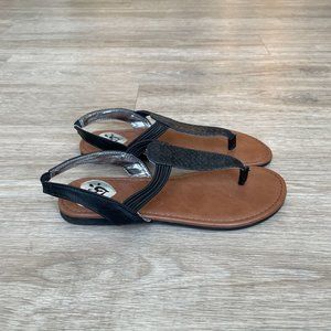 Justice Girls Brown/Black T-Strap Sandals Size 6 Flats Thong